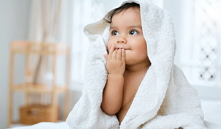 The Oilatum Baby range Oilatum Baby Range instant relief and lasting hydration for dry, eczema-prone skin. Natural oatmeal gently soothes irritation, leaving your skin feeling calm and comfortable.
